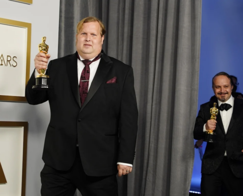 Phillip Bladh winning Oscar